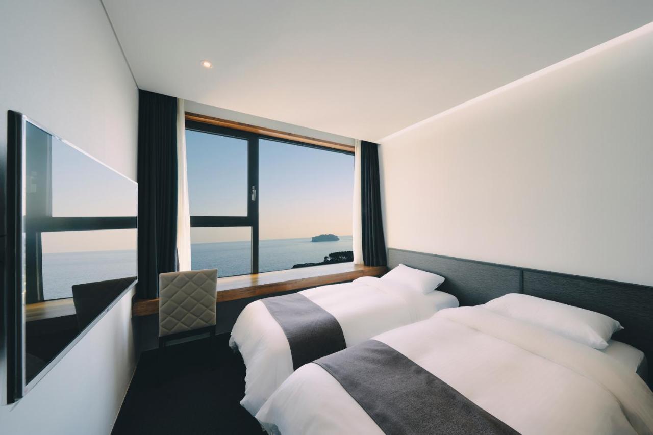 Jeju Poong Gyung Hotel Seogwipo Exterior foto